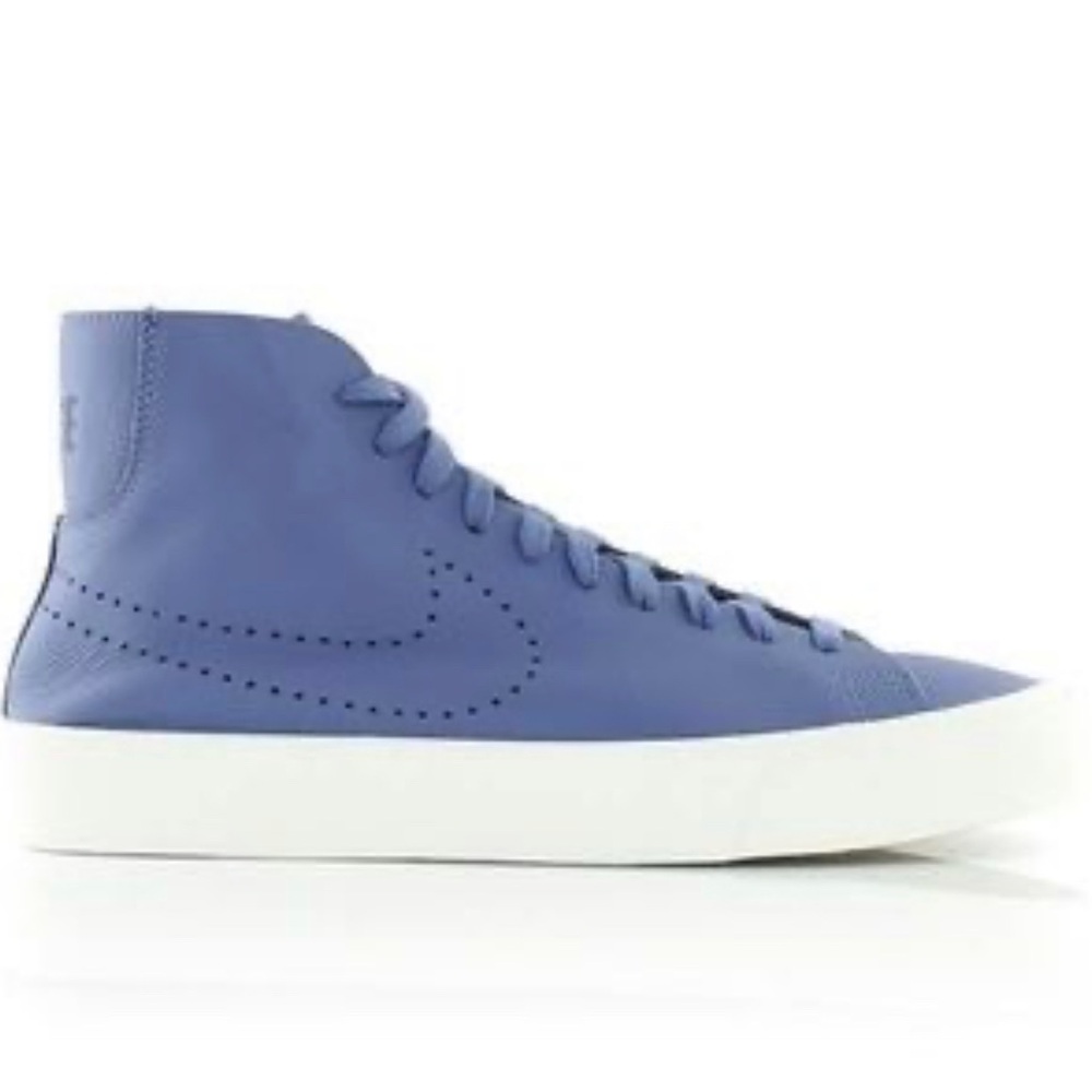 Nike Blazer Studio Sneakers 10.5